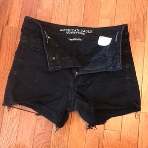 American Eagle black shorts